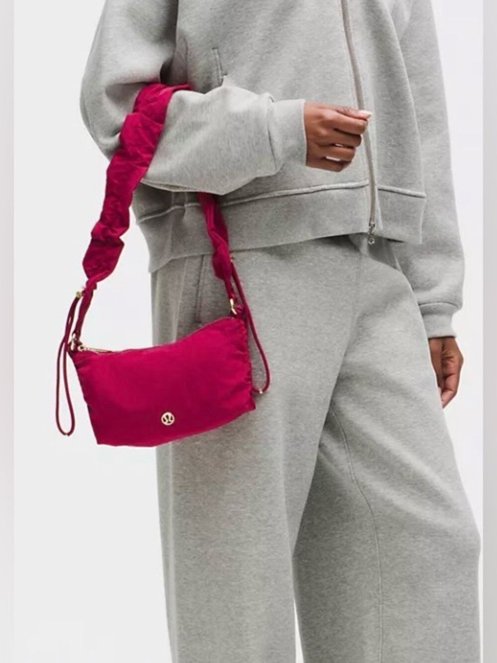 Lululemon Convertible Ruched Strap
Crossbody Bag Mini *1.5L Berry NWT - Picture 4 of 15